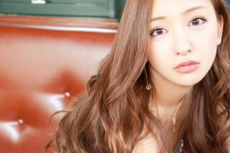 板野友美