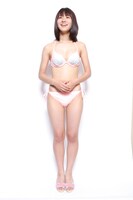 加藤萌笑（C）2011吉本興業