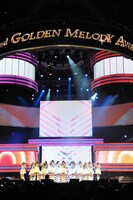 第22回金曲奨でライブパフォーマンスを披露するAKB48。