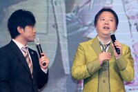 陣内智則（写真左）、タケカワユキヒデ（右）