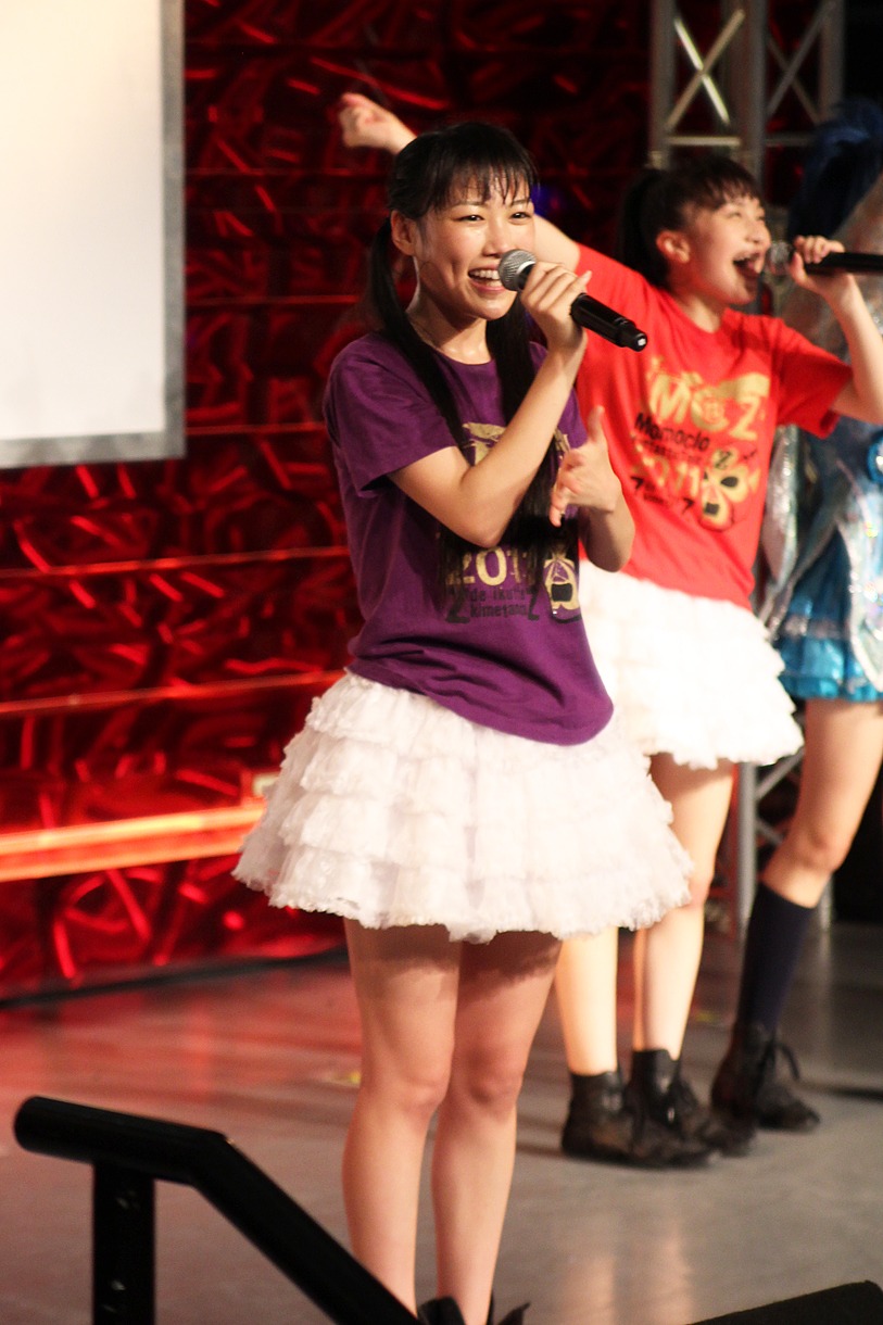 「18歳になった私をナメんなー！」と高城れに。