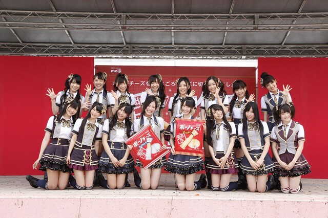 「明治ボーノチーズ サンプリングイベント final in 名古屋港」のフォトセッションより。