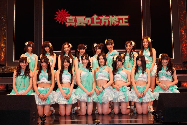 コンサート開演前に行われたフォトセッションより。 (C)AKS/PYP