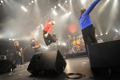 氣志團のライブの様子。