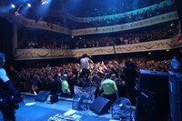 X JAPANヨーロッパツアー初日公演の様子。