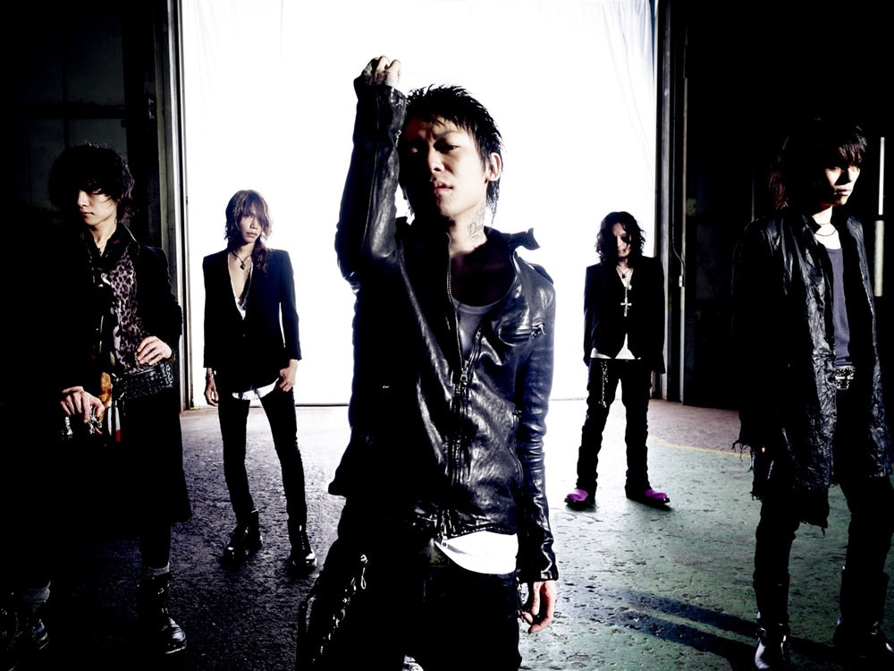 8月に欧州ツアー、9月から国内ツアーを実施するDIR EN GREY。今年の後半はライブ三昧の日々となりそうだ。