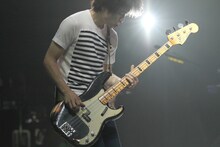 田村明浩（B）（Photo by kamiiisaka hajime）