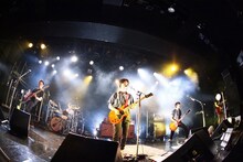 ASIAN KUNG-FU GENERATION