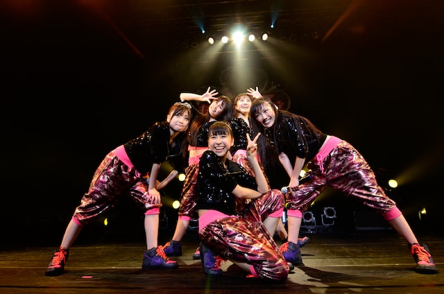 6時間を超えるステージを戦い抜いたももクロちゃん。なお、公式Ustreamチャンネル「momocloTV」ではアーカイブ映像で3部公演の模様を観ることができる。