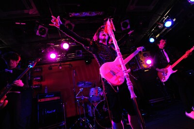 Cinemaglam初ライブ「REAL? or FAKE!?」の模様。