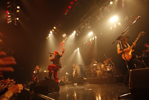 GLAY