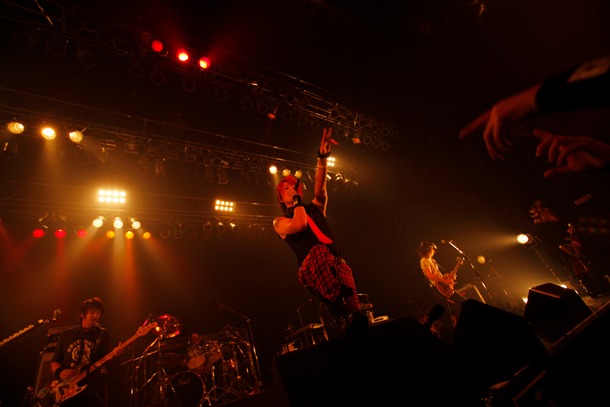 GLAY
