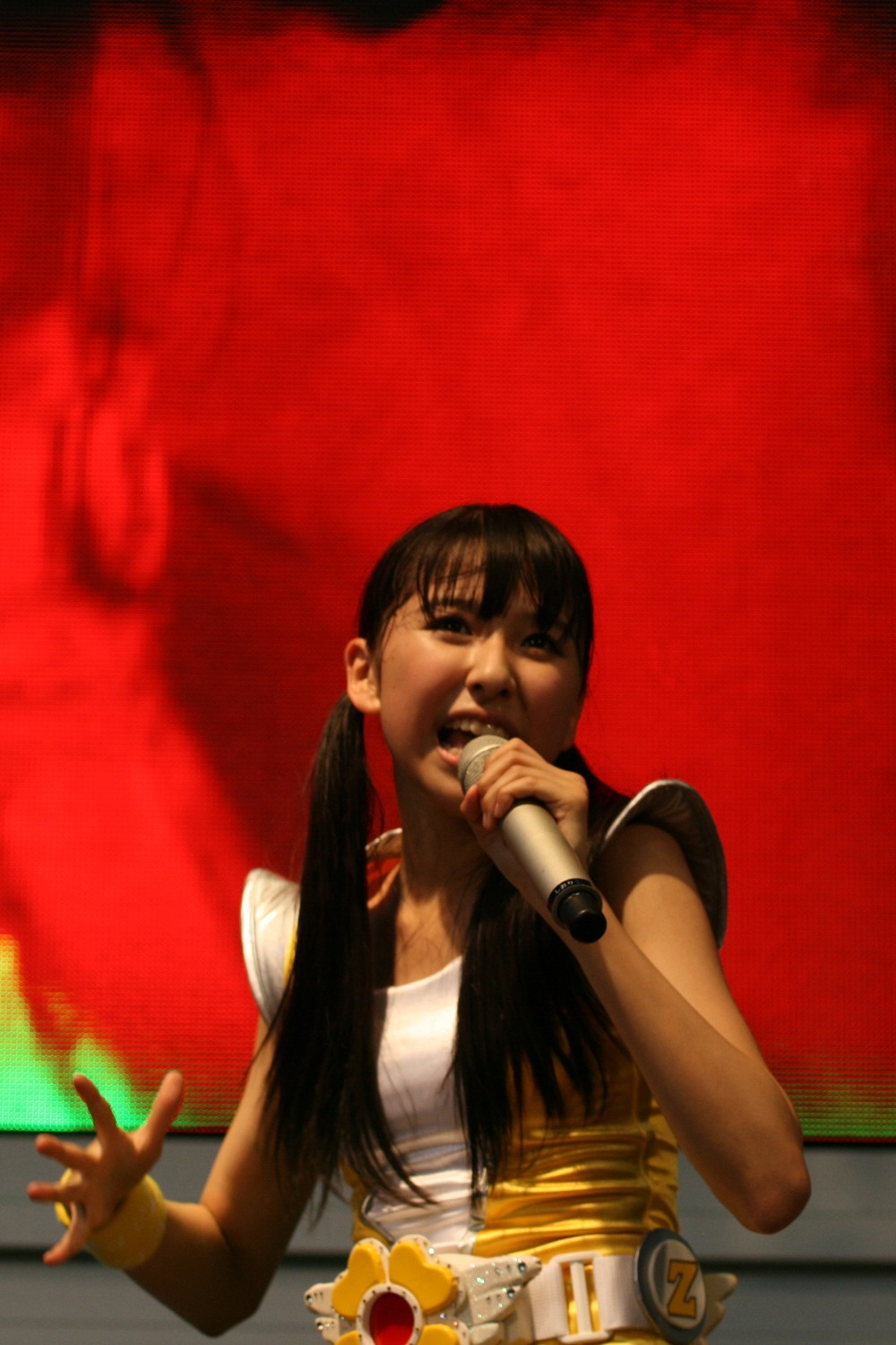 玉井詩織
