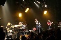 特撮のツアー後の活動については未定だが、ナタリーPower Pushのインタビューではオーケン、NARASAKIともに「ロックフェスなどの話が来たら出るのもやぶさかではない」と語っている。