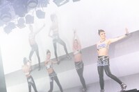 ライブパフォーマンスの模様。