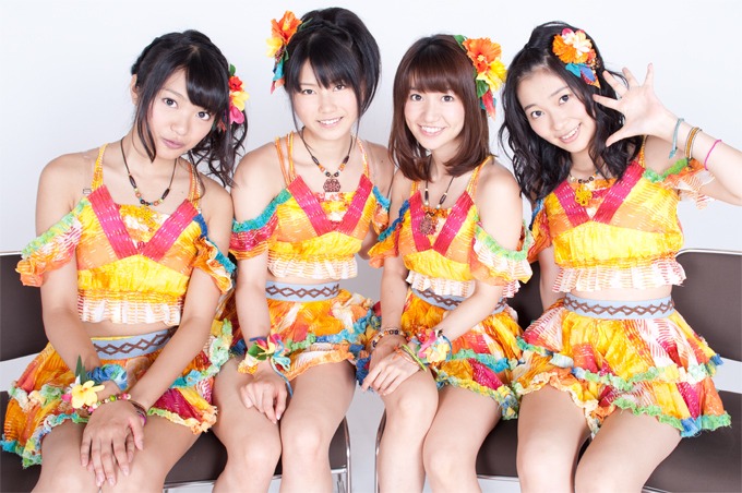 Not yet。写真左から北原里英、横山由依、大島優子、指原莉乃。