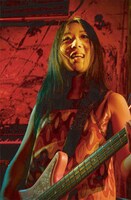 昨年の大阪インストアライブに登場したアツコ。