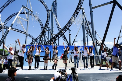 「高飛車」オープニングイベントの様子。