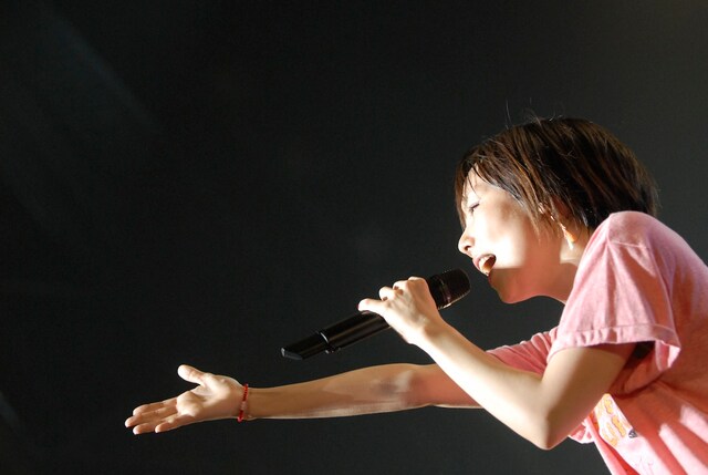 aiko（写真は7月17日「Love Like Pop vol.14」東京公演アンコールの模様）