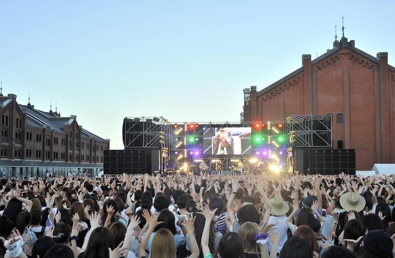 baroqueフリーライブ「お代は結構要りませんから」の様子（撮影：河井彩美）。