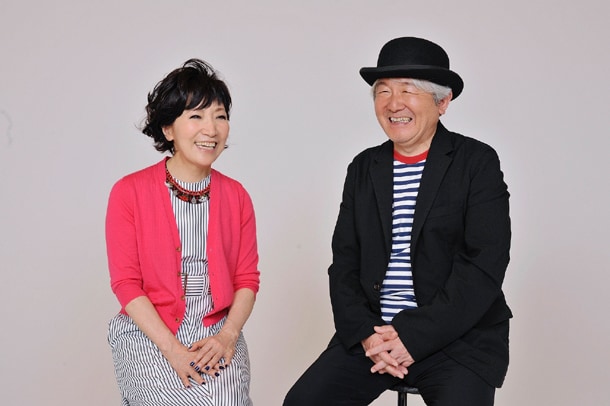 左から森山良子、鈴木慶一。
