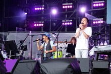 小田和正とBank Bandの共演の模様。