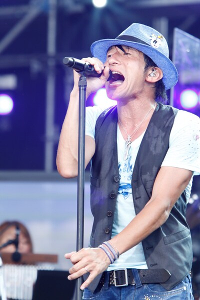 全138曲のうち、Bank BandおよびMr.Childrenとして櫻井和寿（写真）が演奏した楽曲は118曲。