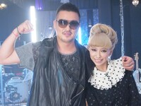 若旦那（写真左）とミリヤ（右）の歌う「LALALA feat. 若旦那（湘南乃風）」はテレビ初パフォーマンス。
