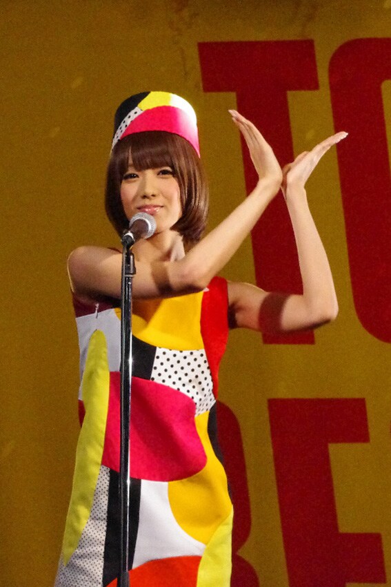 大のアイドルファンとして知られるレナ（バニラビーンズ）は、おなじみの自己紹介で「今イチ推しのアイドルは『NegiccoのリーダーNao☆ちゃんです！』」と“Negicco推し”を宣言。