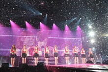 「GIRLS' GENERATION ARENA TOUR 2011」福岡マリンメッセ公演の模様。