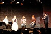 「『コクリコ坂から』公開記念 手嶌葵 360°ライヴ in nicofarre」の模様。