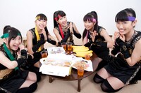 「いただきます！」という異例の合図でインタビューは幕を開けた。