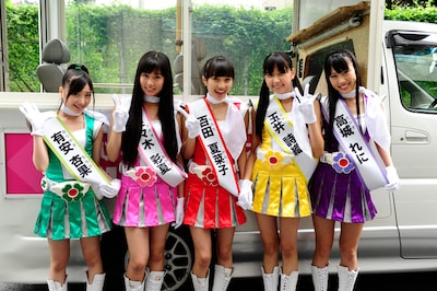 アルバムPRに向けて意気込むももいろクローバーZ。ナタリーPower Pushではアルバム「バトル アンド ロマンス」の発売を記念したスペシャルインタビューを公開中だ。