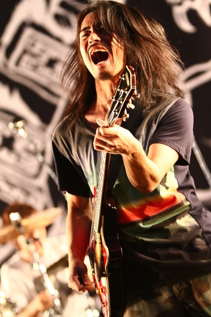 菅波栄純（G）（C）橋本塁（SOUND SHOOTER）