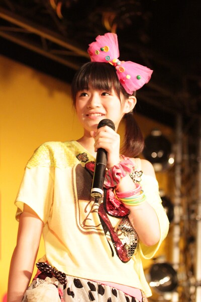 前田憂佳（写真は8月3日、タワーレコード渋谷店で行われたシングル「有頂天LOVE」発売記念イベントより）