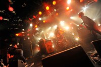 「two strike two(2) night～日本シリーズ～」最終公演の様子。