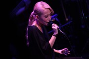 写真は「MTV Unplugged」の模様（撮影：平沼久奈）。