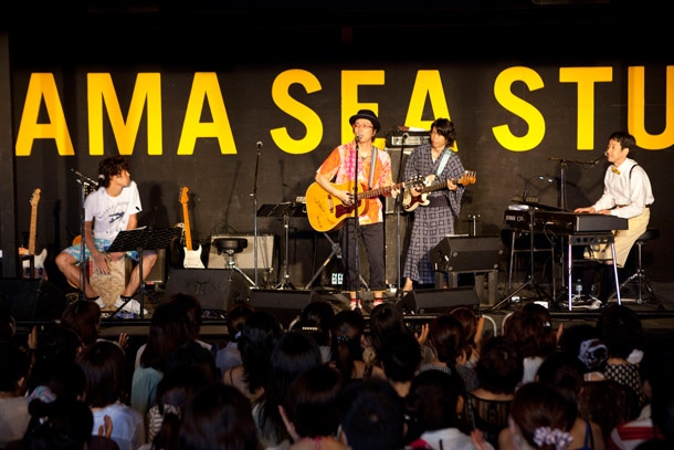 写真は8月6日に音霊 OTODAMA SEA STUDIOで行われたライブの模様。
