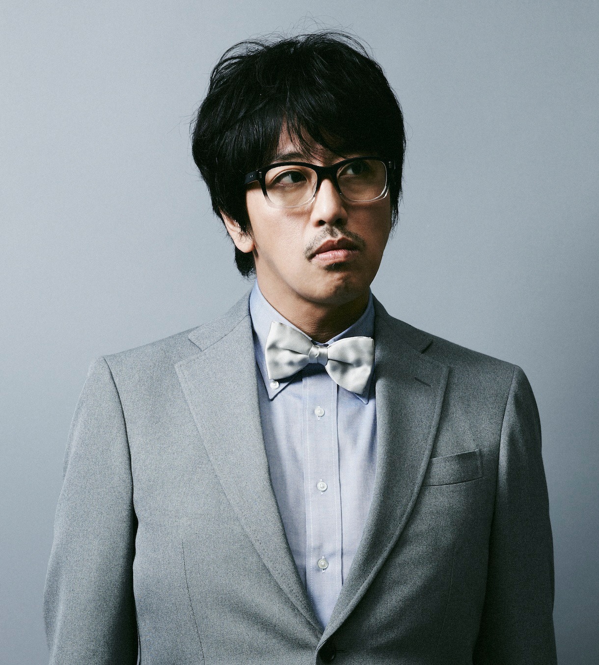 収録曲の発表に合わせて岡村靖幸の最新アーティスト写真も公開。