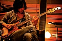 11月からアルバムを携えロングツアー「KAZUYOSHI SAITO LIVE TOUR 2011-2012」を開催する斉藤和義。