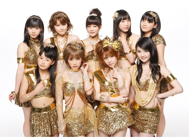モーニング娘。(上段左から2番目が光井愛佳、下段左端が鞘師里保)