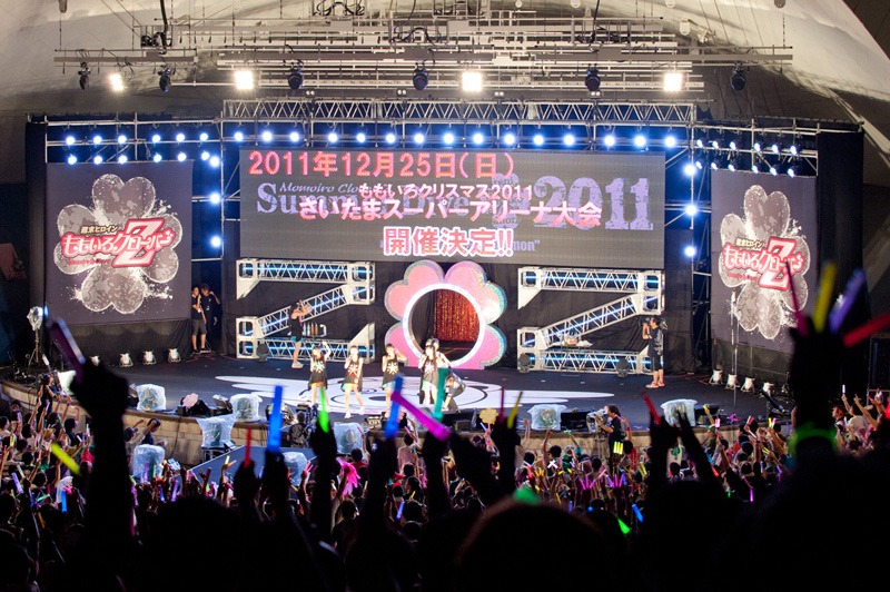 クリスマス公演「ももいろクリスマス2011  さいたまスーパーアリーナ大会」開催発表の瞬間。
