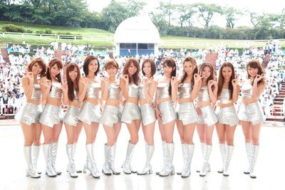 ニューシングル「MIN・MIN・MIN」発売記念全国握手会イベントの模様。