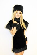 「ミス・メーテルコンテスト2011」特設サイトでは、メーテルコスプレの古川愛李が「パレオはエメラルド」を踊る動画も視聴可能。