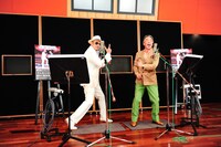 「そんなこと言わないで」のラストは横山剣の決めゼリフ「イイネ！」のユニゾンで締めくくられる。