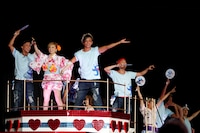 浜崎あゆみのステージの模様。