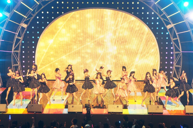写真は「TOKYO IDOL FESTIVAL 2011 Eco & Smile」でのアイドリング!!!のライブより。