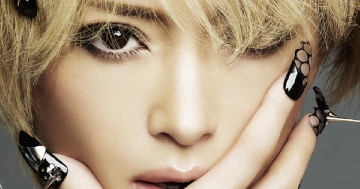 hamasakiayumi_art_201108.jpg? 