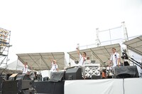 写真は「～湘南からエールを～ 東日本大震災 復興支援ライブ」より、RIP SLYME。