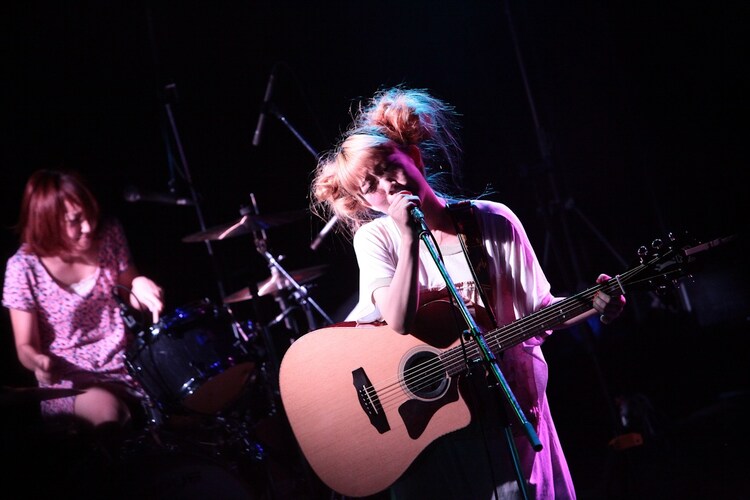 Happy Birthday Www舞台にガールズパワー全開ライブ 音楽ナタリー